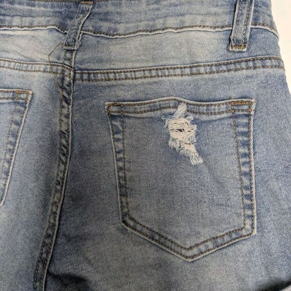 Bongo Denim Shorts Women Size 2 Button Fly Distressed Blue Medium Wash 2" inseam - Picture 5 of 8